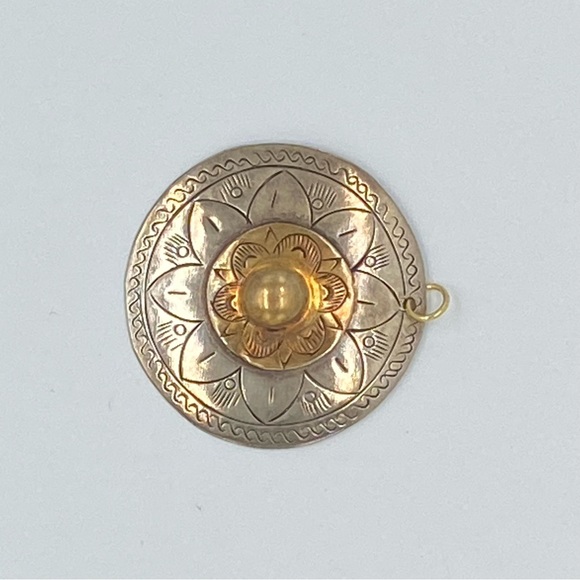 Mixed Metal Pendant - Picture 6 of 6